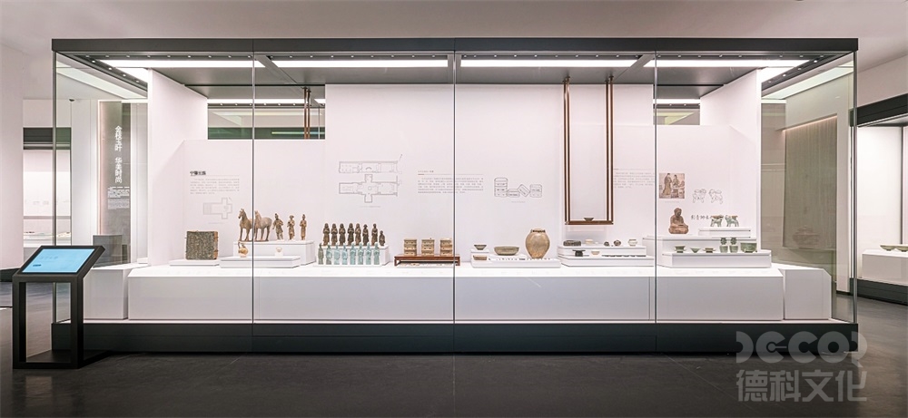 藝術(shù)展廳裝修設(shè)計中，如何考慮觀眾的互動和參與度