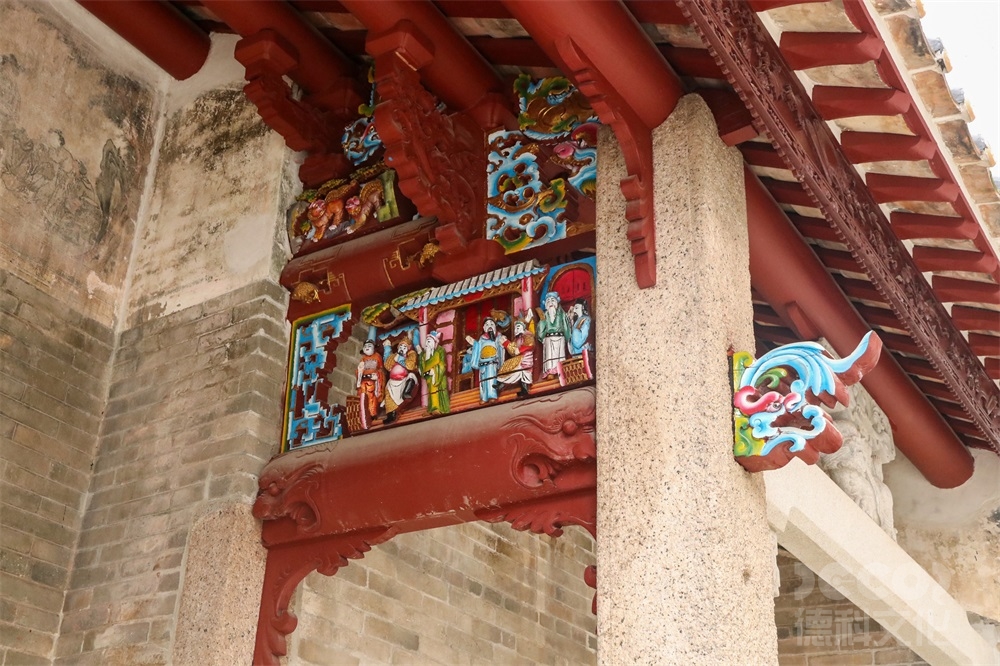 如何在展館裝修中體現(xiàn)復古文化的元素？