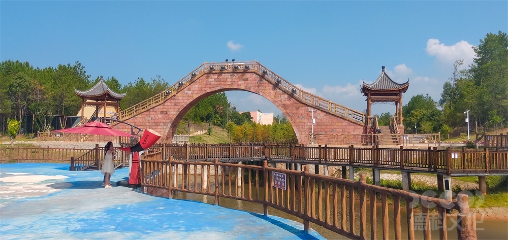 兒童教育展館設(shè)計(jì)如何設(shè)置家長(zhǎng)參與的互動(dòng)區(qū)域？